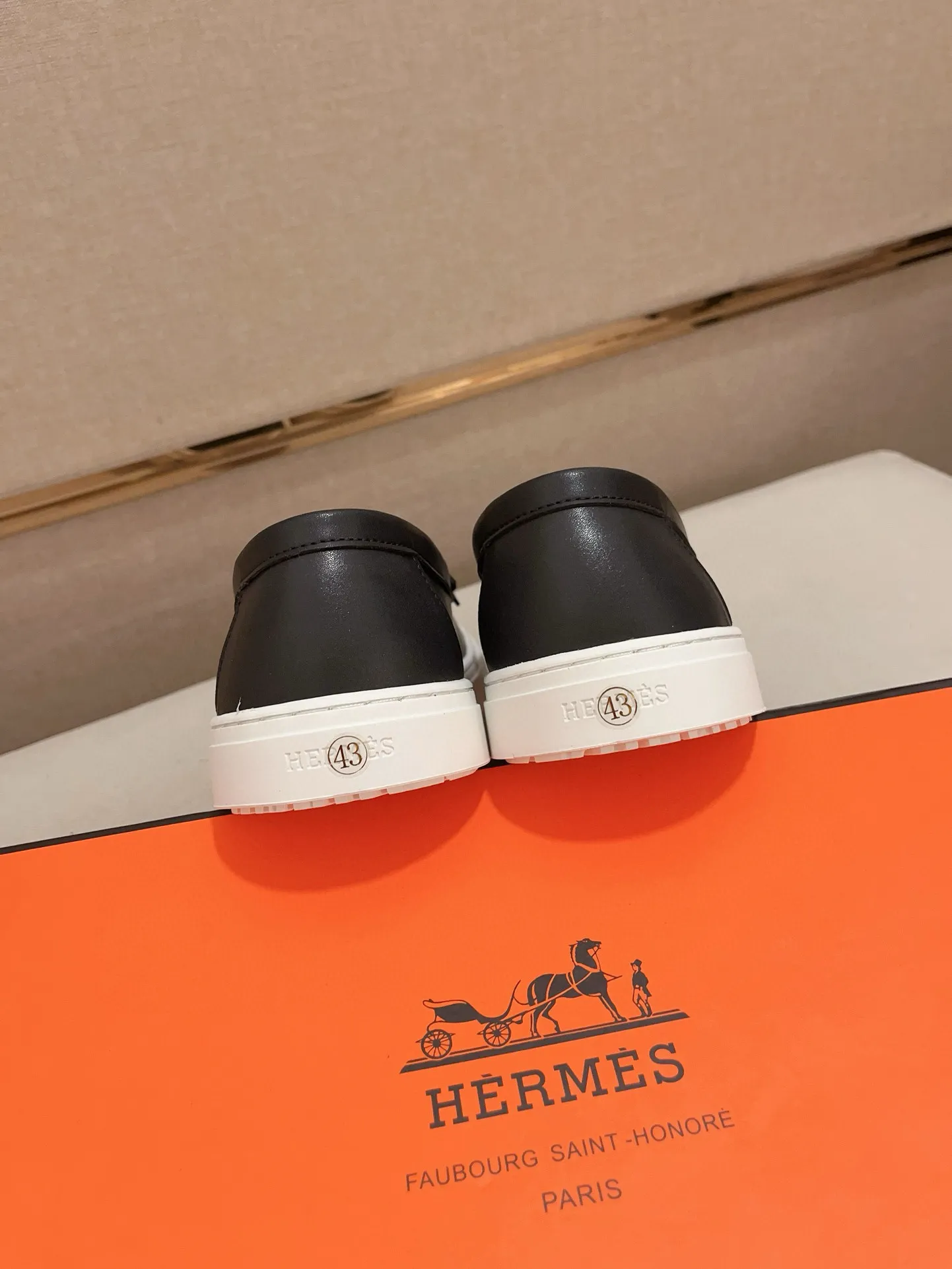 Men's clothing and shoes💰: 400💰《HERMES》【Classic Original Version】Hermès; Top 🔝 Purchasing Agency 🔍🔍Latest 🇺🇸Sold simultaneously at counters, original imported from Italy ▲▲Cow leather▲ ▲Exquisite workmanship (Italian 🇮🇹imported water-dyed 🐂cowhide lining) sole: original sole provided by the original factory, ⚠️exclusive double-layer activity·TPR·rubber·combined molded outsole; Code number: 36-46